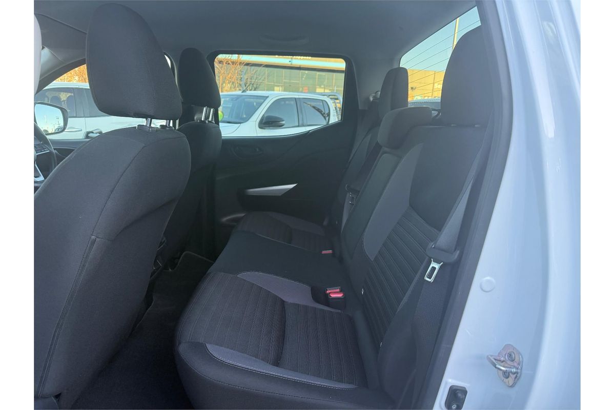 2021 Nissan Navara SL D23 Rear Wheel Drive