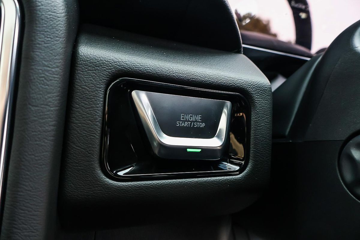 2025 GMC Yukon Denali T1