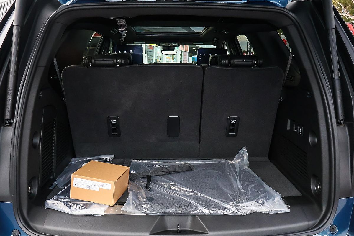 2025 GMC Yukon Denali T1