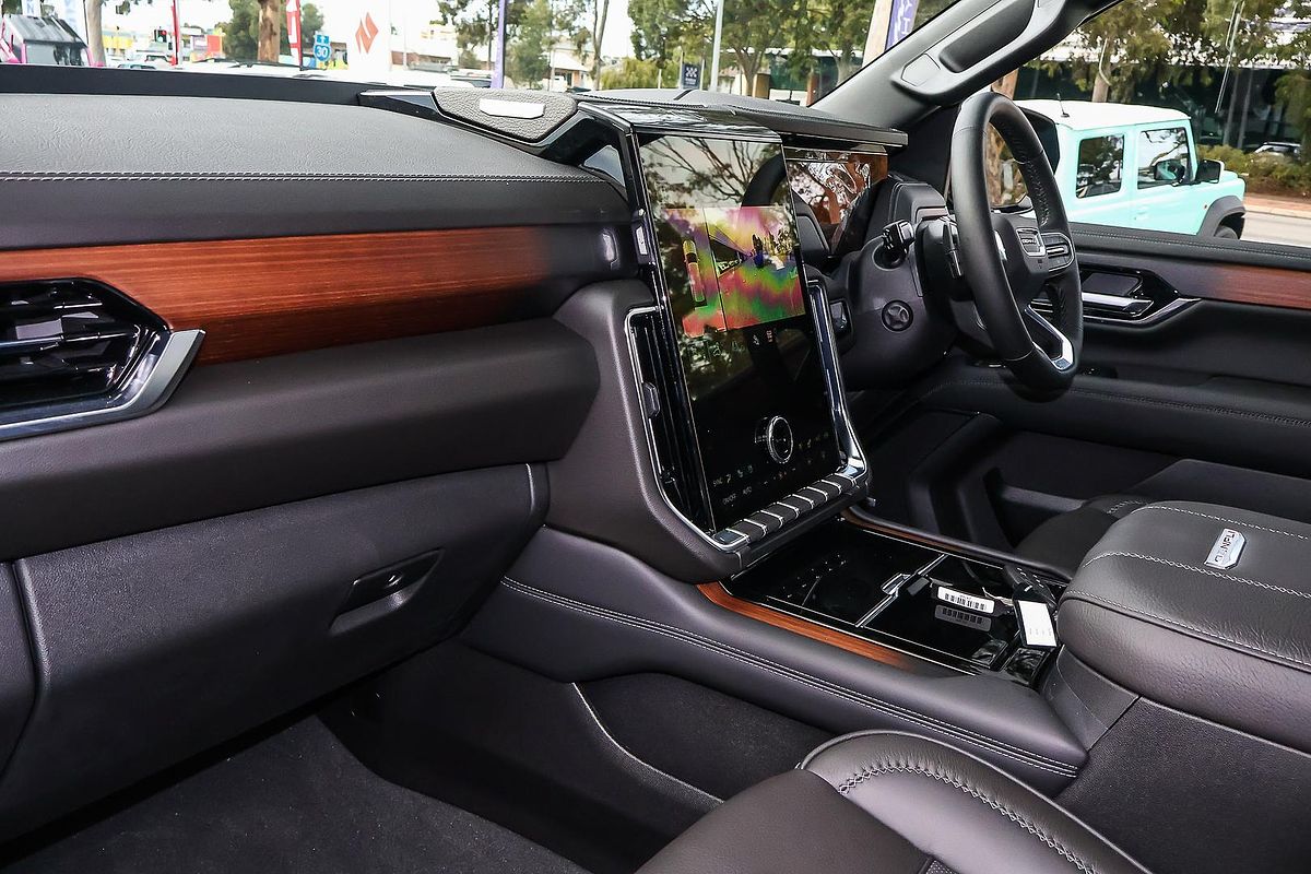 2025 GMC Yukon Denali T1