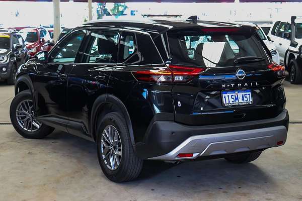 2024 Nissan X-TRAIL ST T33
