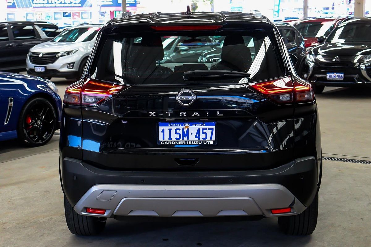 2024 Nissan X-TRAIL ST T33