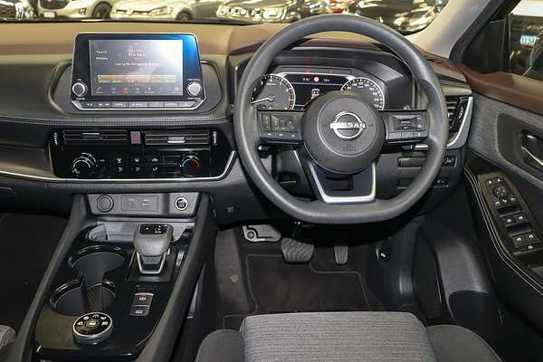 2024 Nissan X-TRAIL ST T33