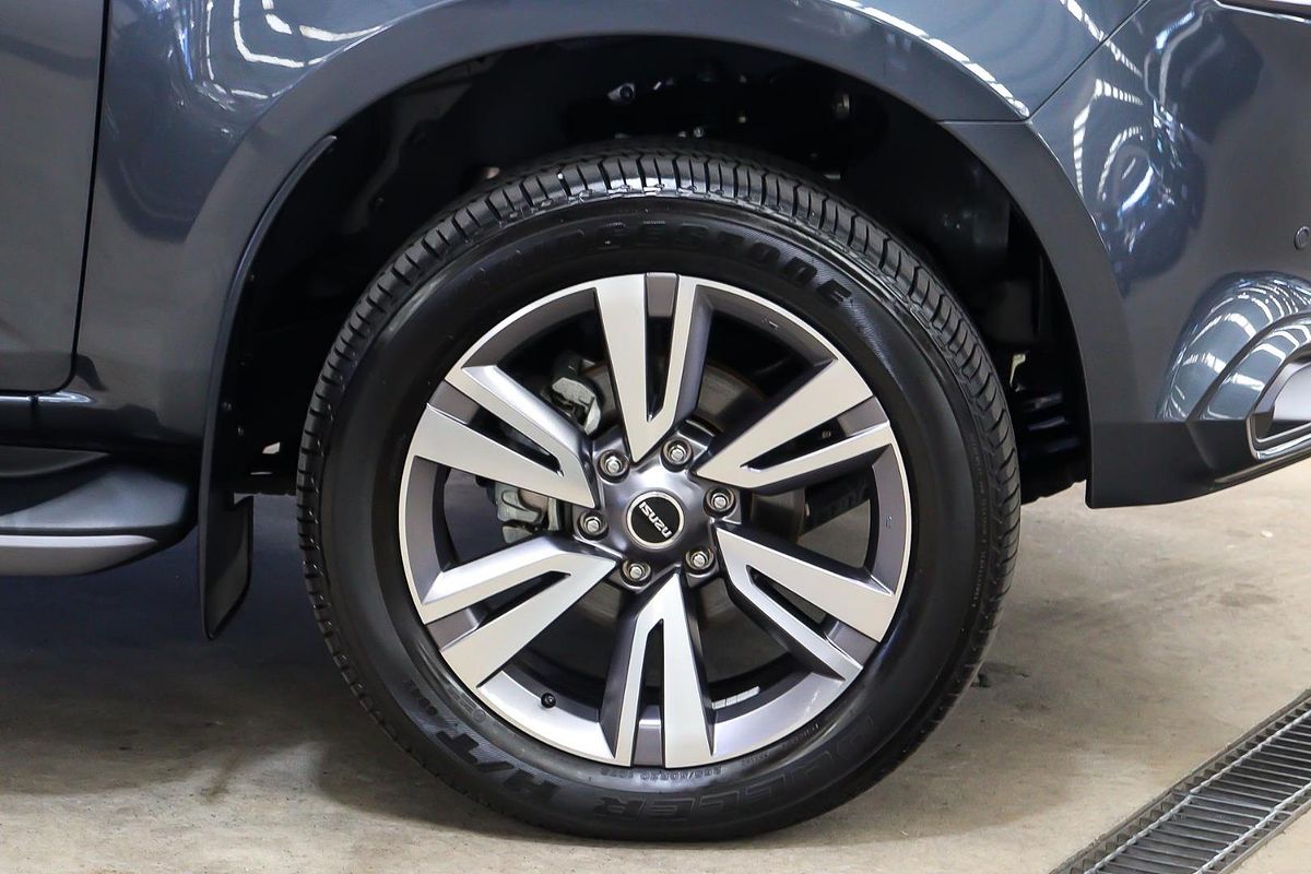 2024 Isuzu MU-X LS-T