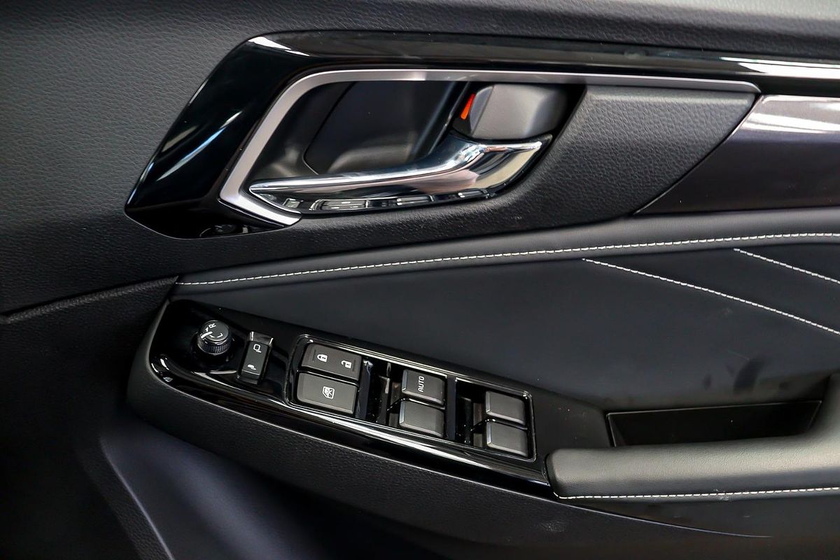 2024 Isuzu MU-X LS-T