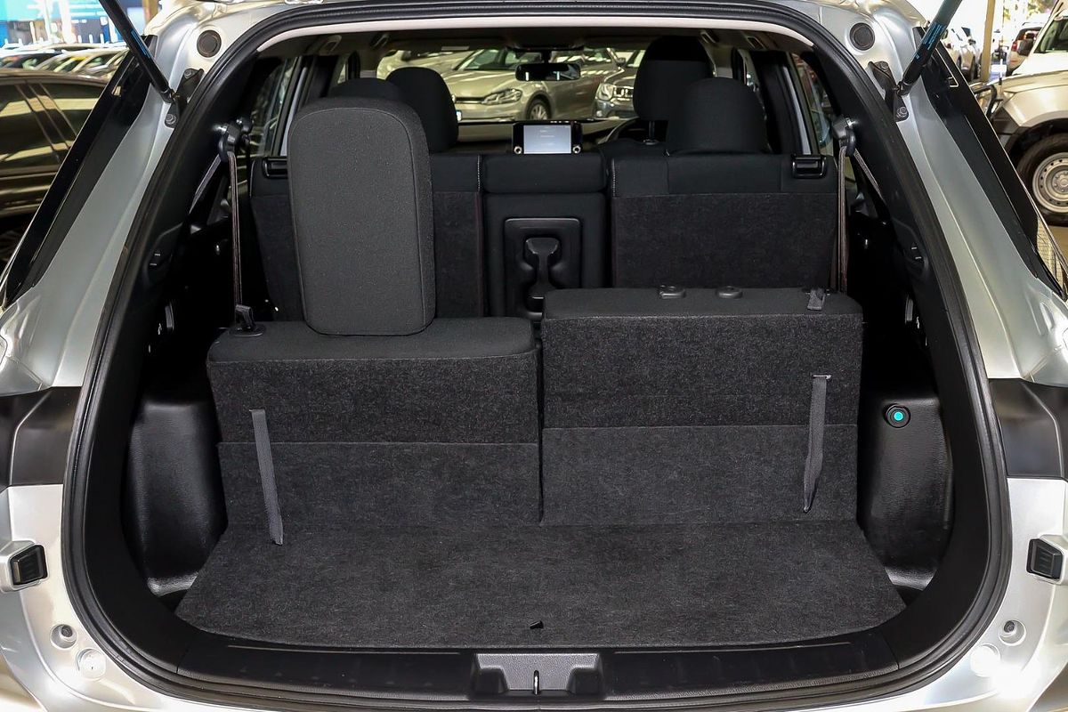 2024 Mitsubishi Outlander ES ZM