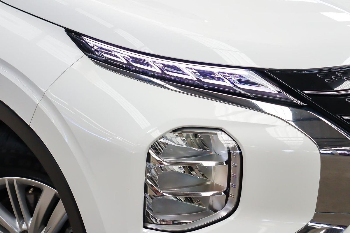 2024 Mitsubishi Outlander ES ZM