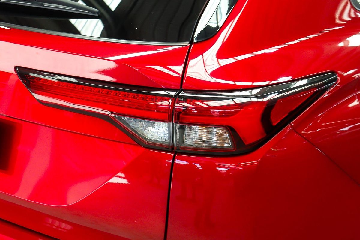 2024 Mitsubishi Outlander LS ZM