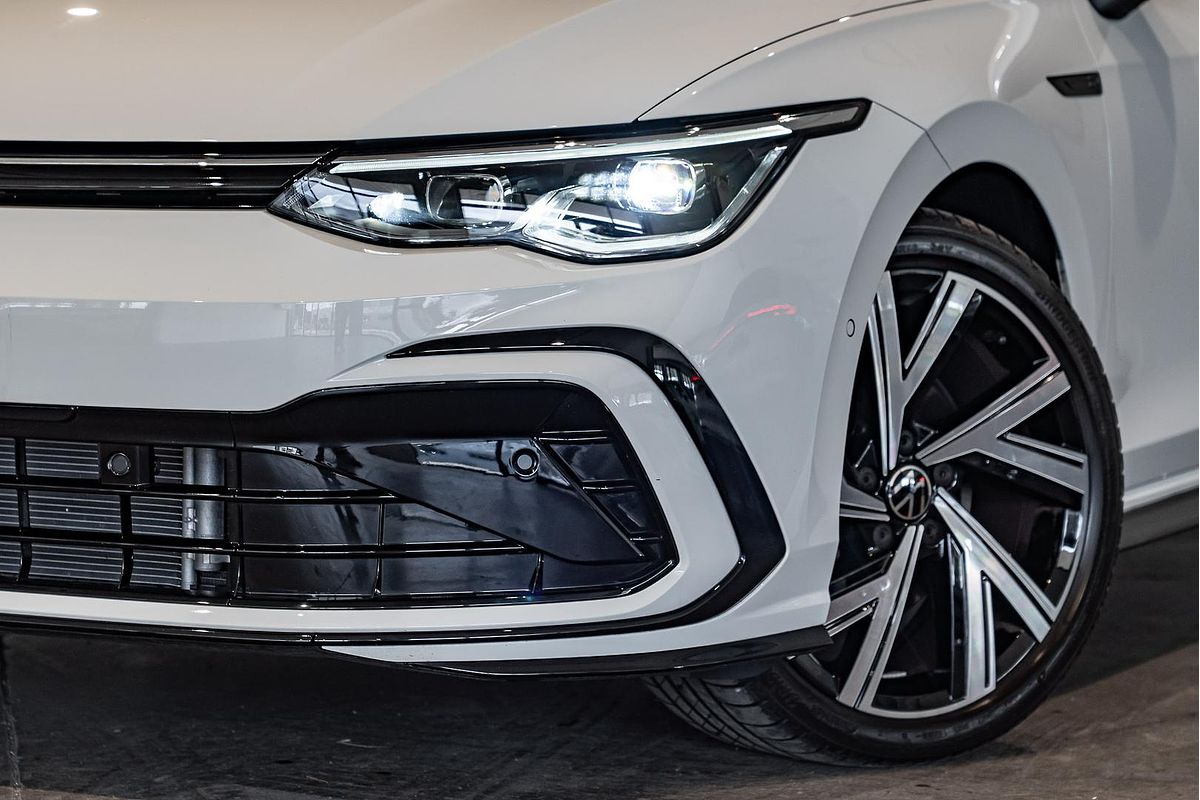 2023 Volkswagen Golf 110TSI R-Line 8
