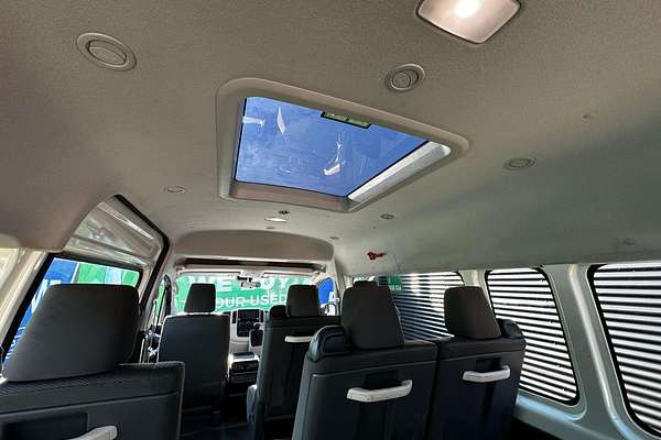 2021 Toyota Hiace Commuter GDH322R ELWB