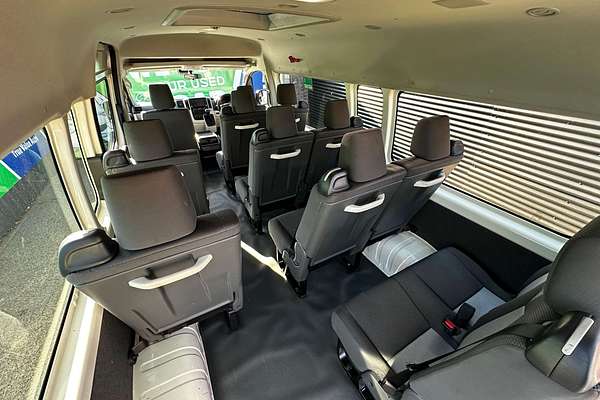 2021 Toyota Hiace Commuter GDH322R ELWB