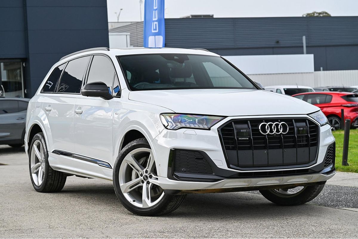 2023 Audi Q7 50 TDI S line 4M