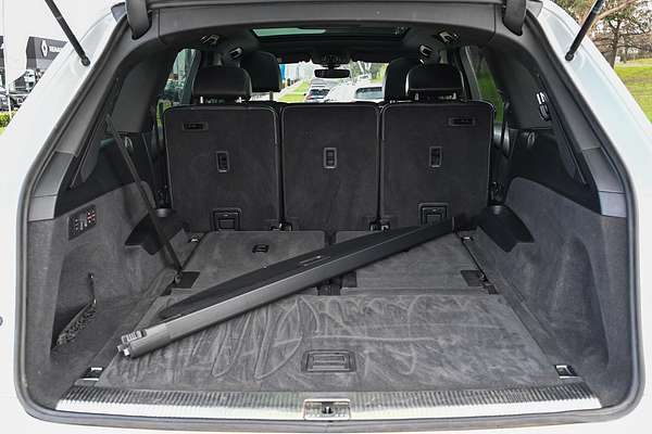 2023 Audi Q7 50 TDI S line 4M