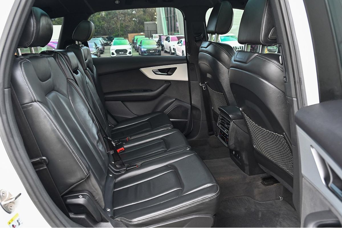 2023 Audi Q7 50 TDI S line 4M