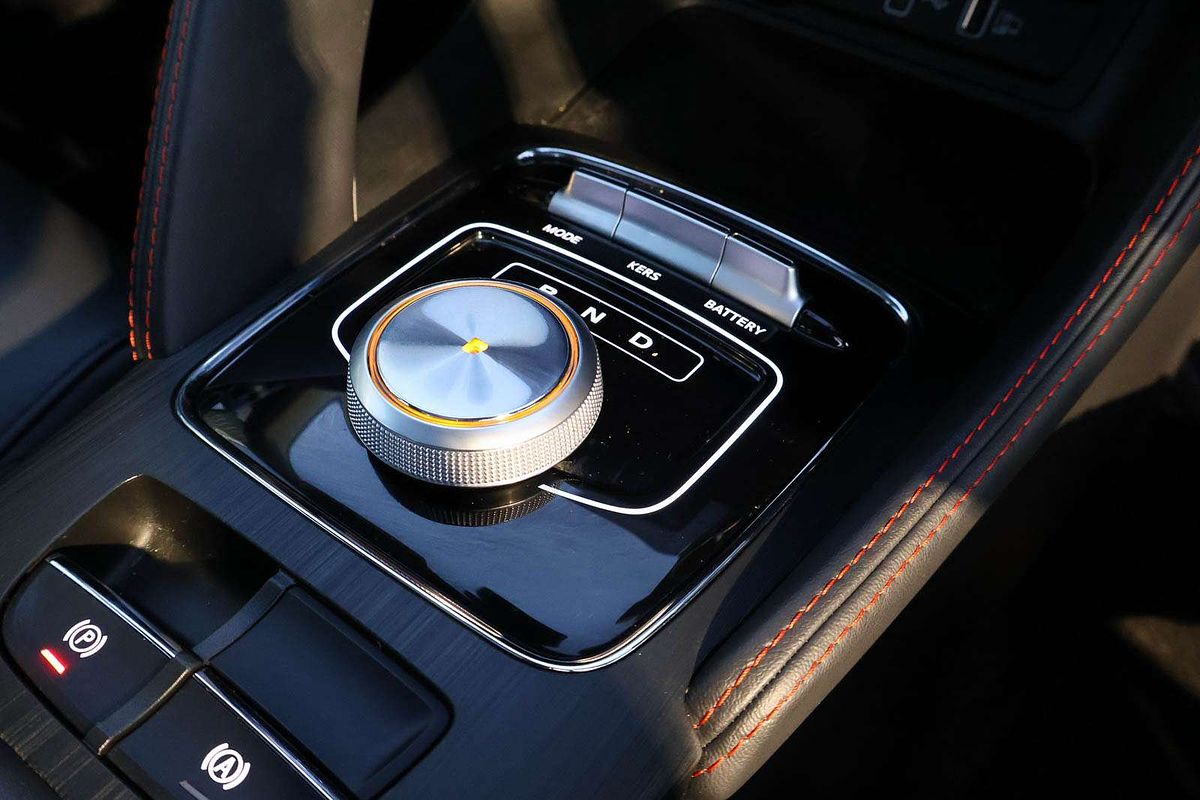 2023 MG ZS EV Essence AZS1