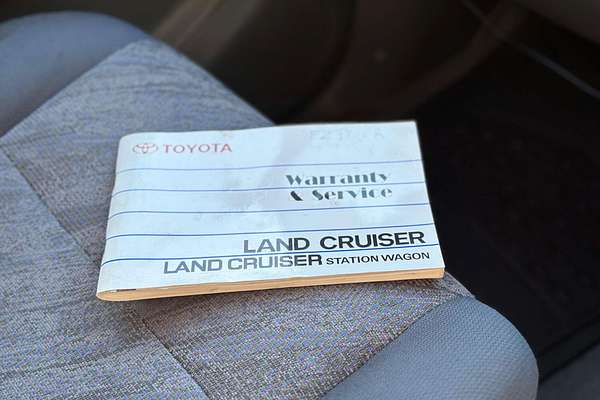 2001 Toyota Landcruiser GXL FZJ105R