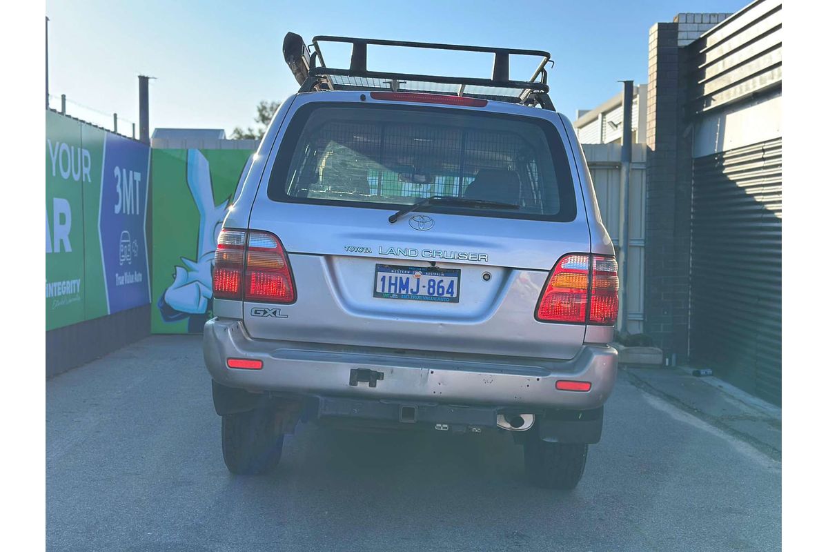 2001 Toyota Landcruiser GXL FZJ105R