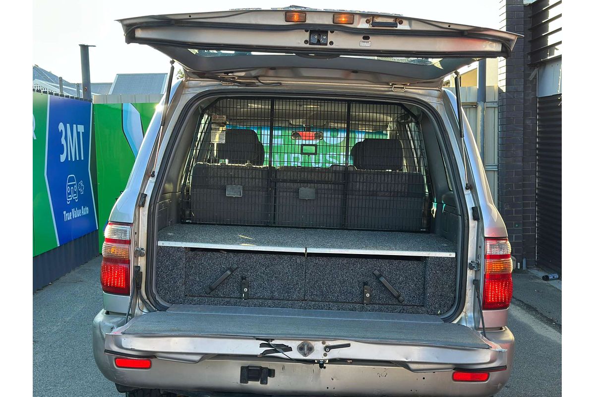2001 Toyota Landcruiser GXL FZJ105R
