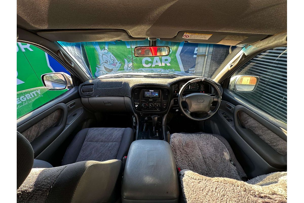 2001 Toyota Landcruiser GXL FZJ105R