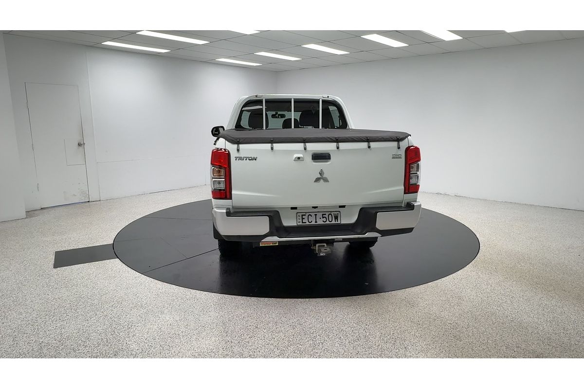 2019 Mitsubishi Triton GLX MR 4X4