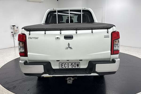 2019 Mitsubishi Triton GLX MR 4X4