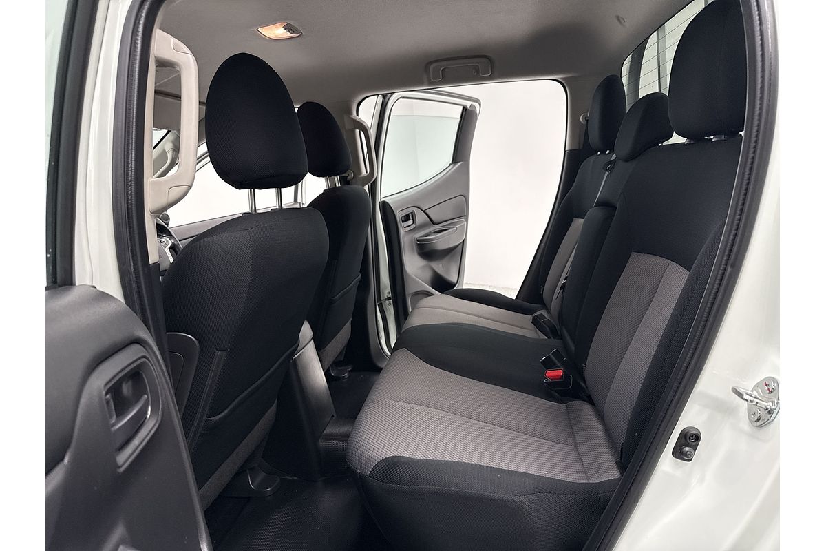 2019 Mitsubishi Triton GLX MR 4X4