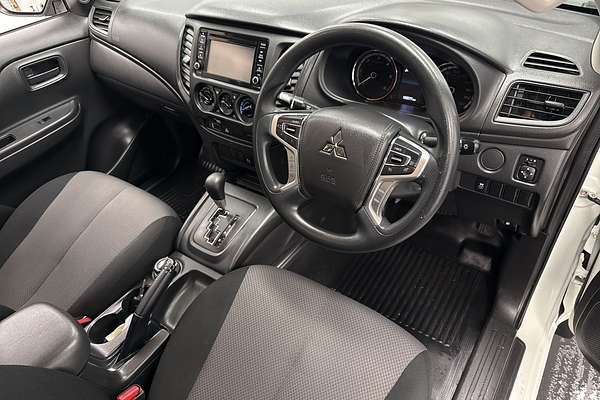 2019 Mitsubishi Triton GLX MR 4X4