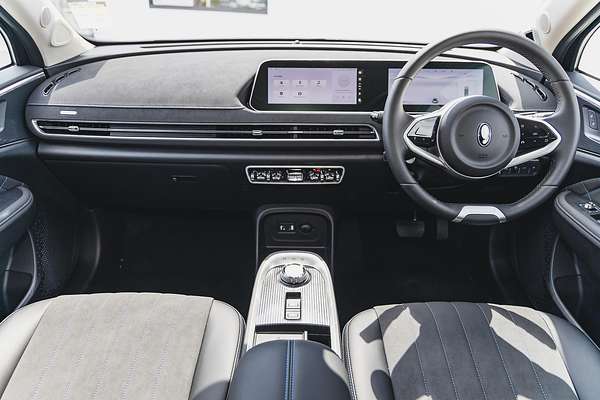2025 GWM Ora Standard Range ES11