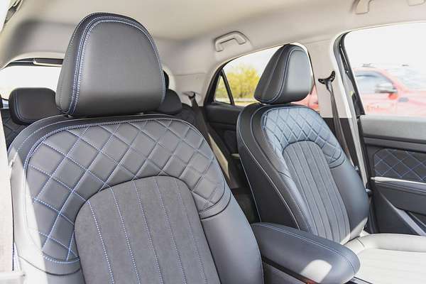 2025 GWM Ora Standard Range ES11