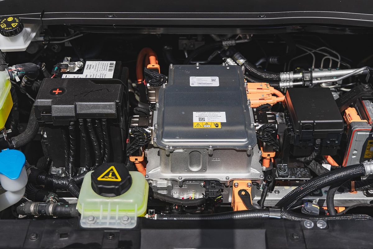 2025 GWM Ora Standard Range ES11