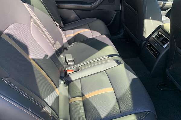 2024 Mazda CX-80 D50e Azami KL