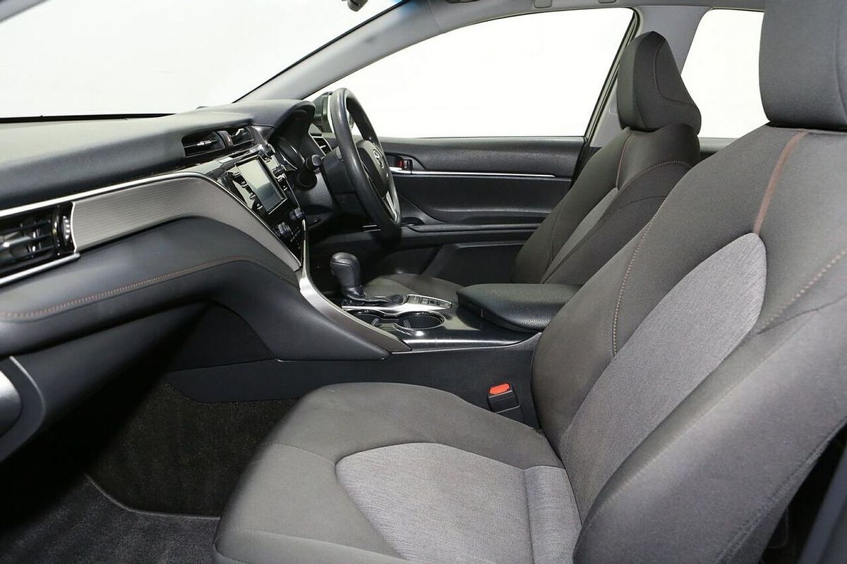 2018 Toyota Camry Ascent AXVH71R