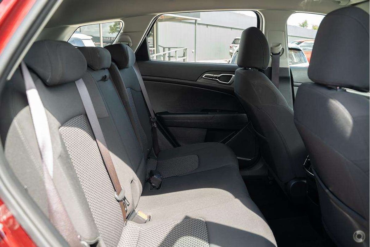 2024 Kia Sportage S NQ5