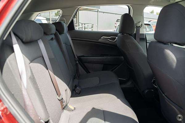 2024 Kia Sportage S NQ5