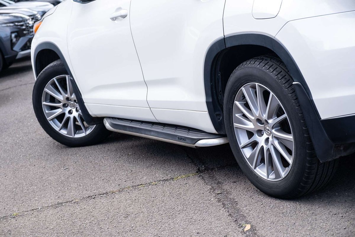 2014 Toyota Kluger Grande GSU55R