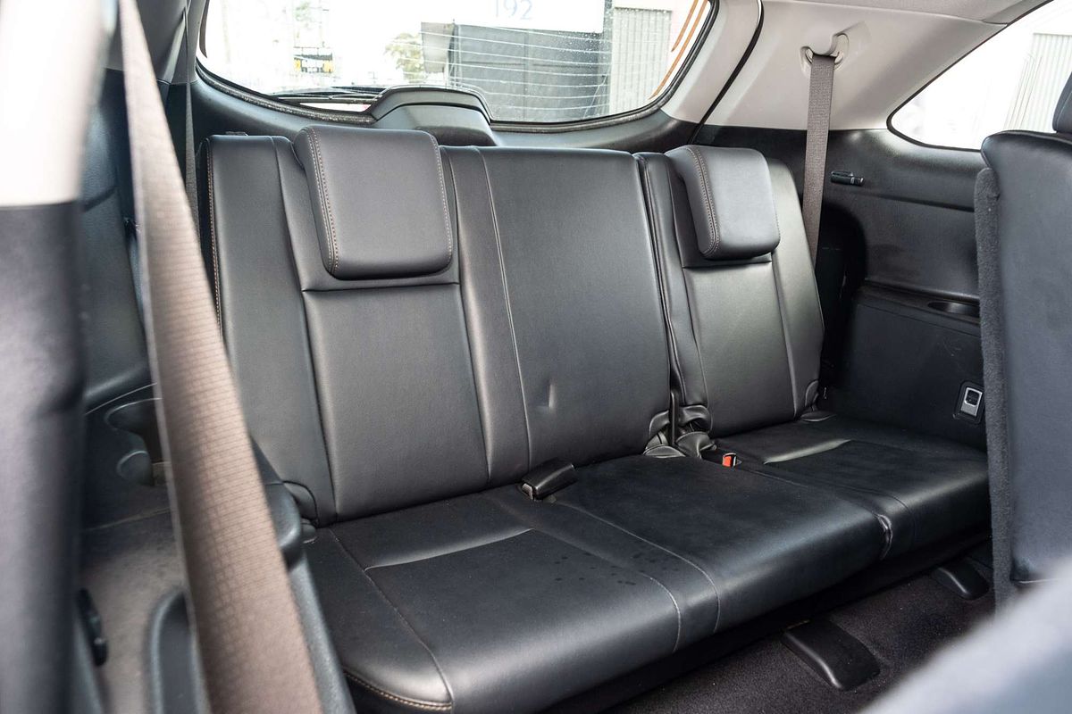 2014 Toyota Kluger Grande GSU55R