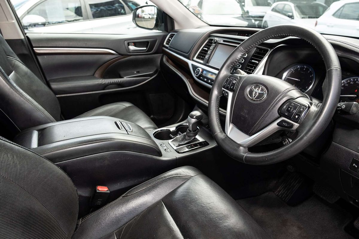 2014 Toyota Kluger Grande GSU55R