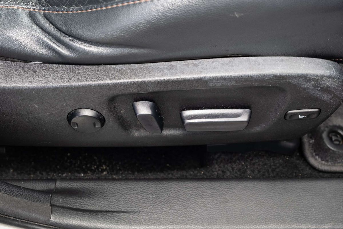 2014 Toyota Kluger Grande GSU55R