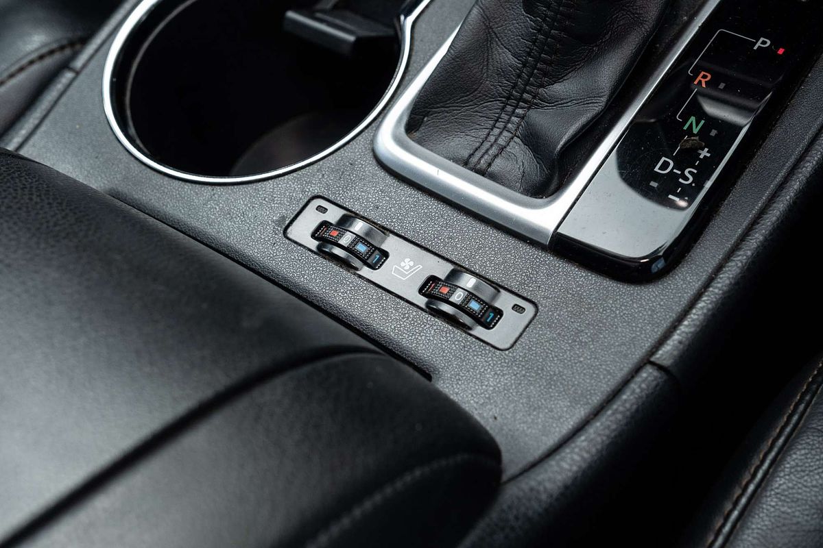 2014 Toyota Kluger Grande GSU55R