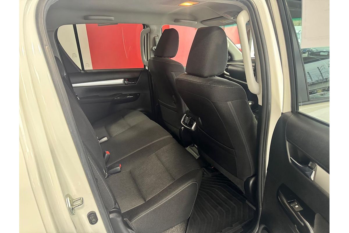 2021 Toyota Hilux SR5 GUN126R 4X4