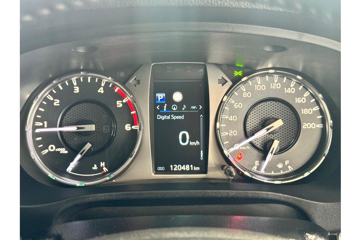 2021 Toyota Hilux SR5 GUN126R 4X4