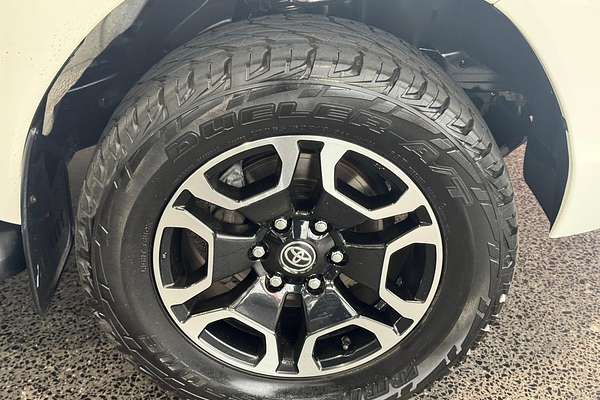 2021 Toyota Hilux SR5 GUN126R 4X4