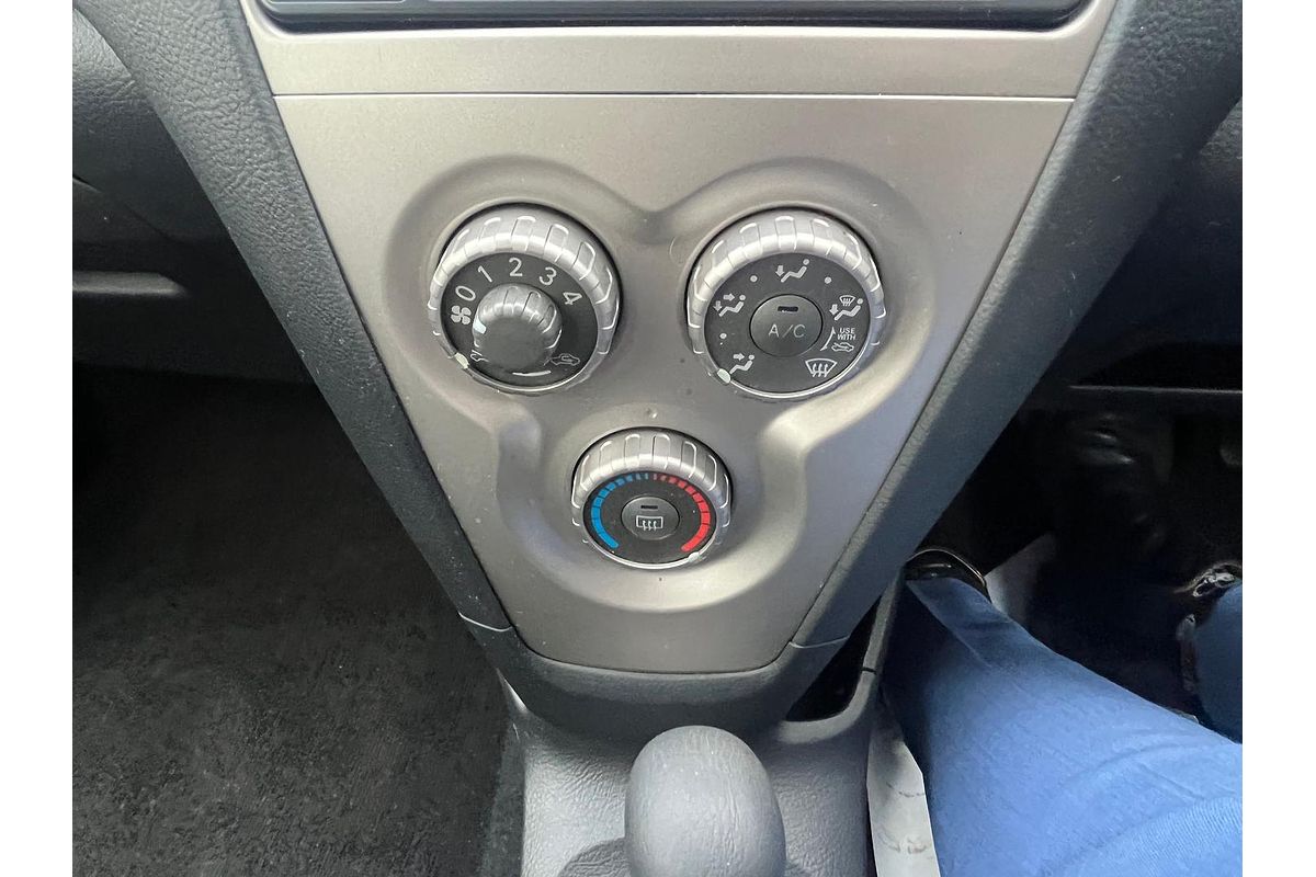 2012 Toyota Yaris YRS NCP93R