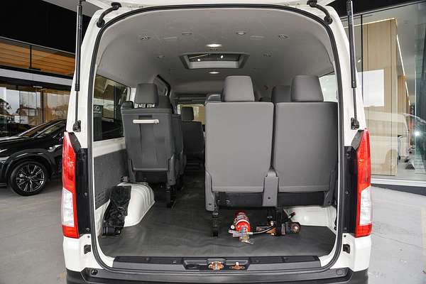 2020 Toyota Hiace Commuter GDH322R ELWB