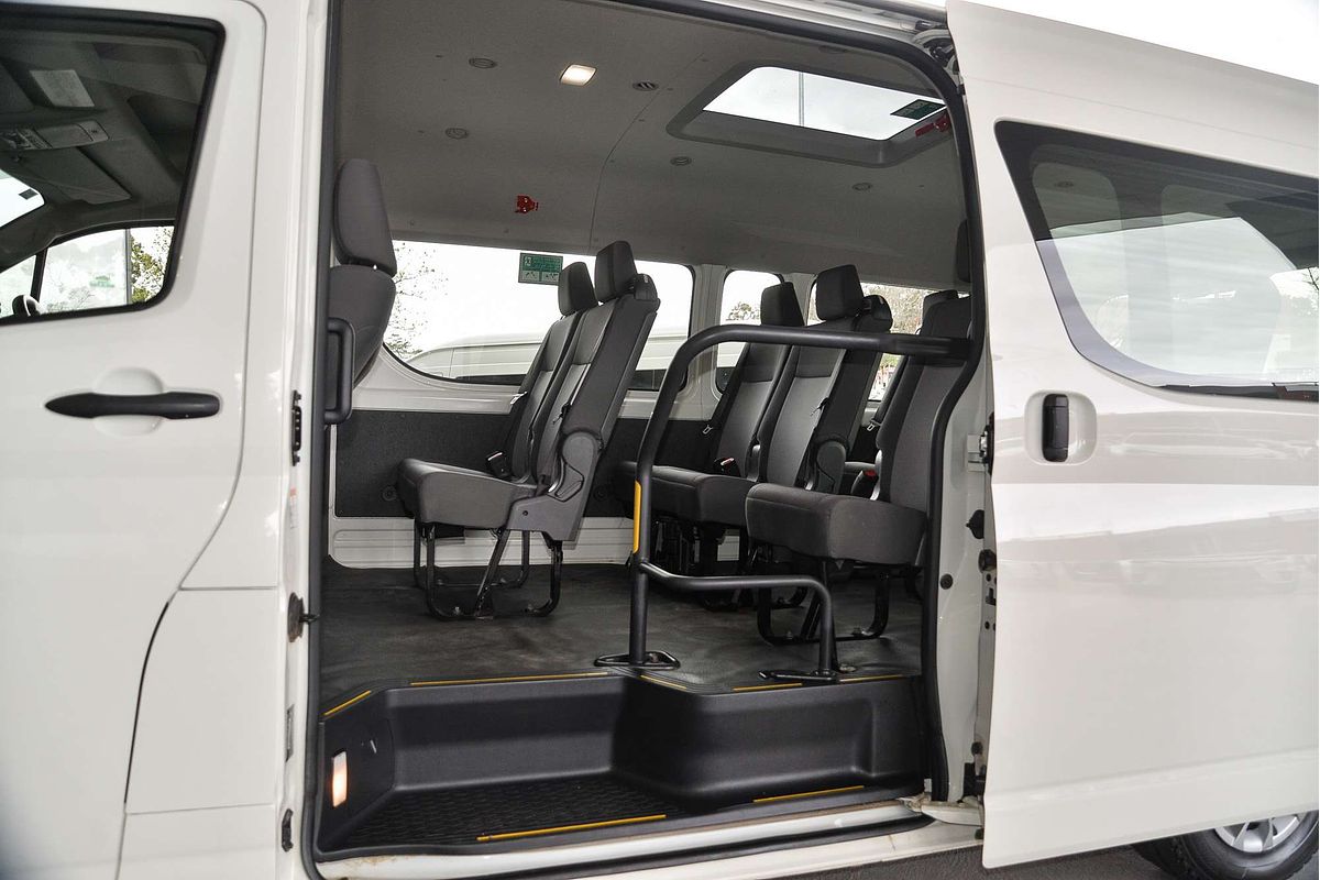 2020 Toyota Hiace Commuter GDH322R ELWB