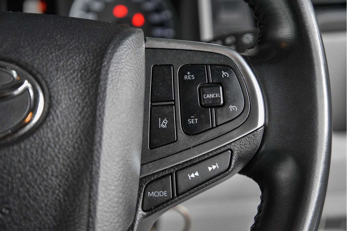 2020 Toyota Hiace Commuter GDH322R ELWB