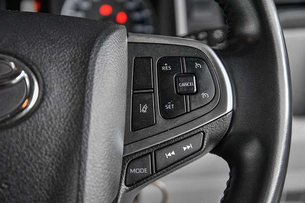2020 Toyota Hiace Commuter GDH322R ELWB