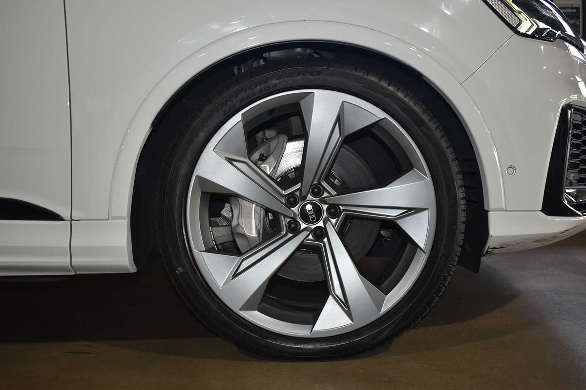 2020 Audi Q7 50 TDI S line 4M