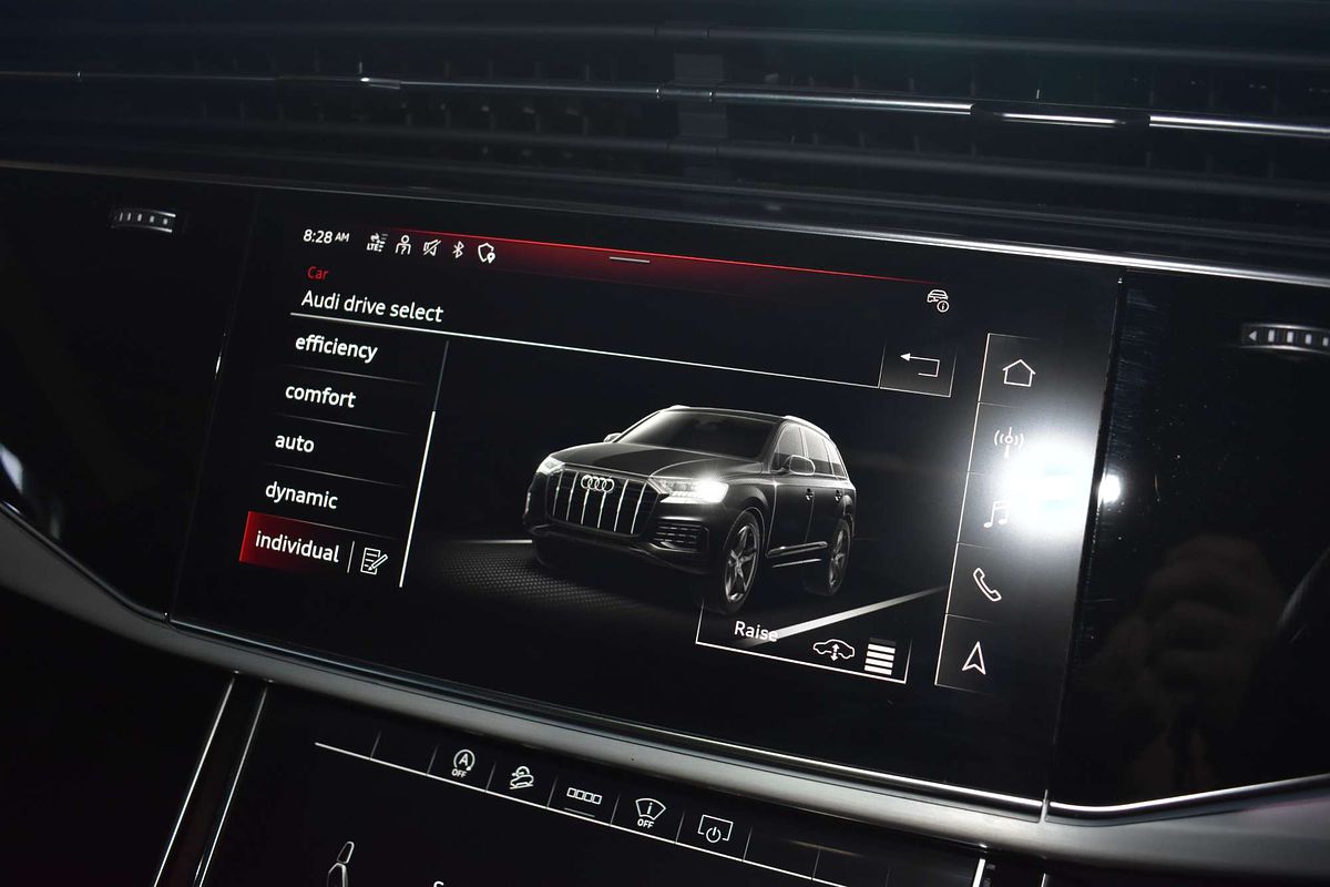 2020 Audi Q7 50 TDI S line 4M