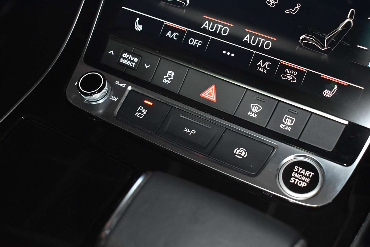 2020 Audi Q7 50 TDI S line 4M